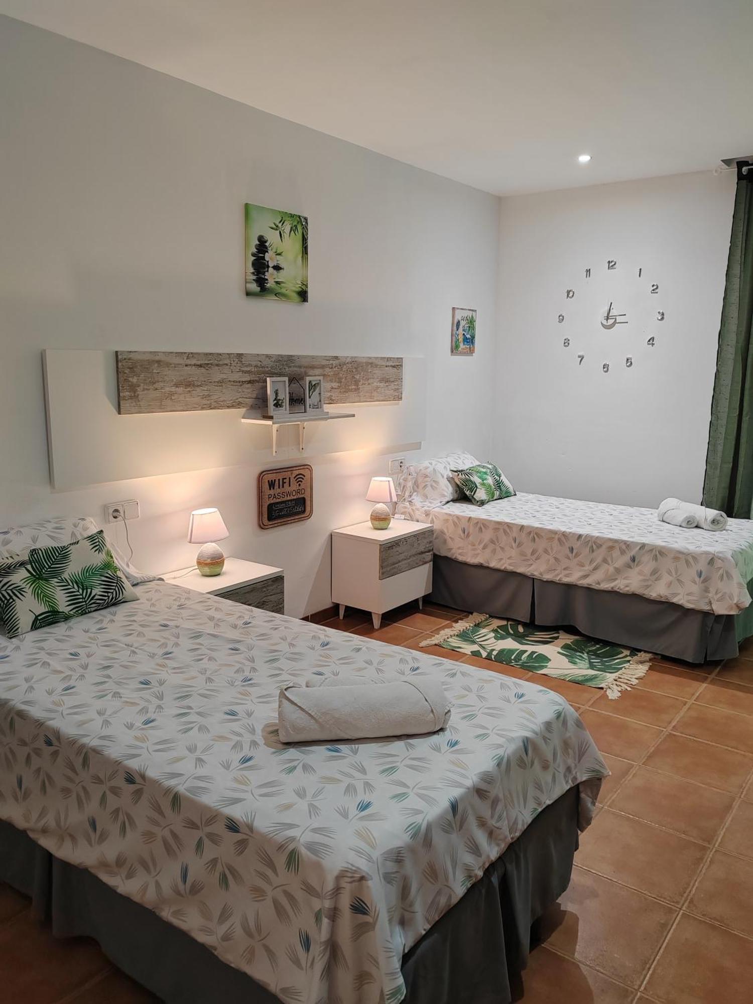Frühstückspension Es Trenc Family House Private *